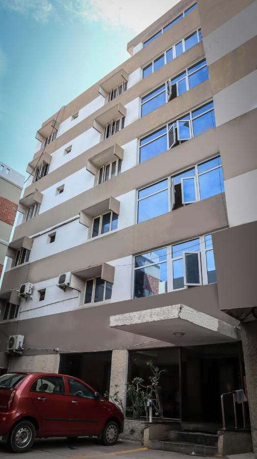 Hotel Aarathy Мадурай Екстериор снимка